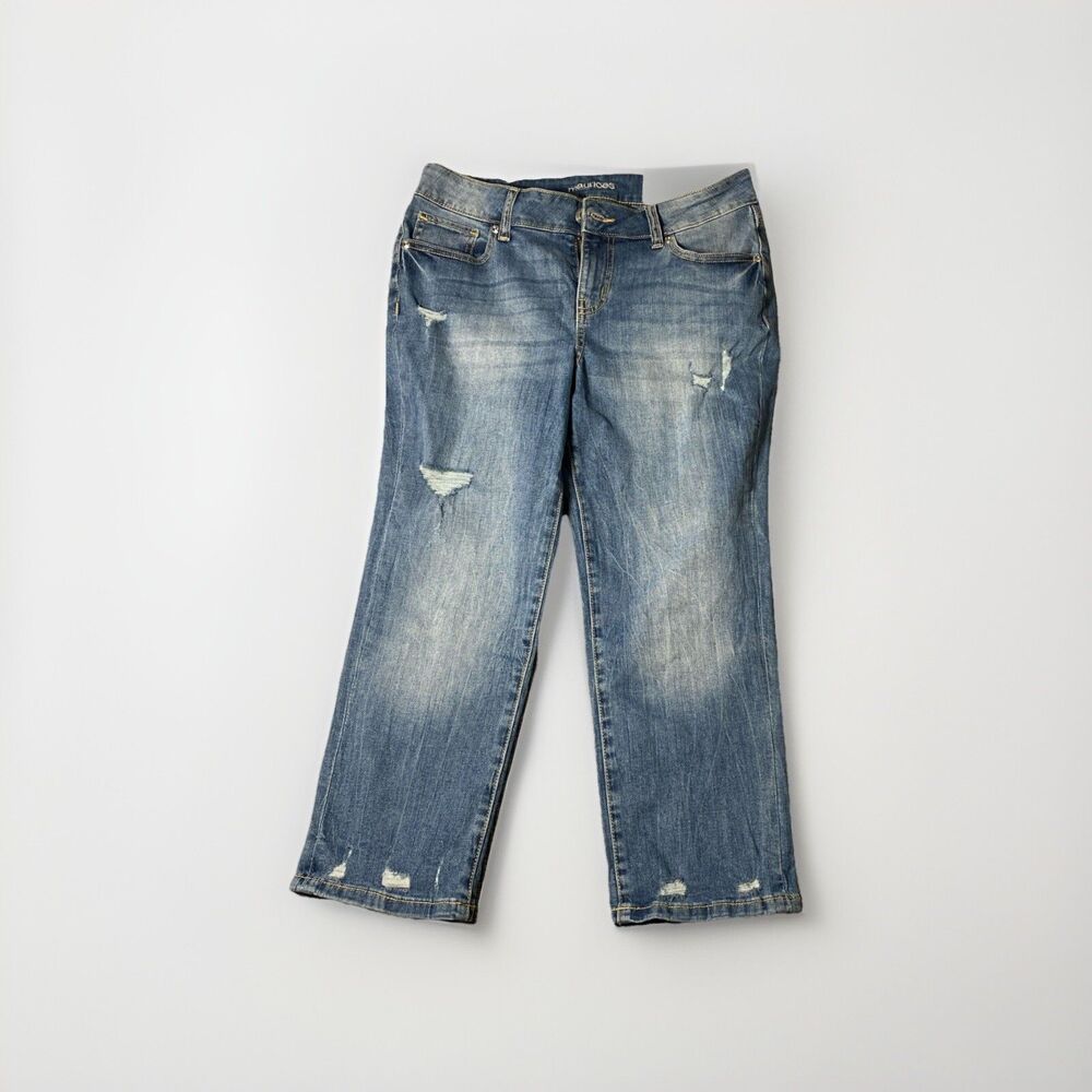 Maurices Womens Denim Distressed Jean Capri Pants Size 10 Stretch Mid Rise NWT